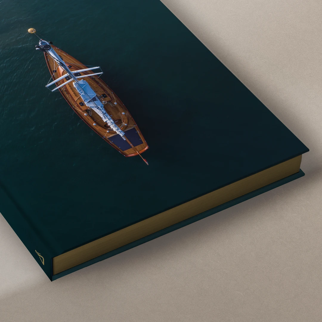 Cover detail | Spirit Yachts | Linassi+Co