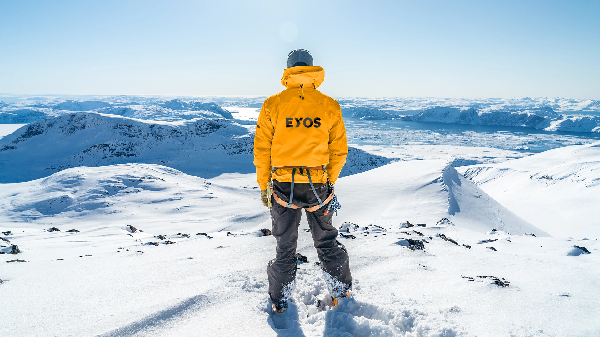 EYOS | Jacket Mockup | Linassi+Co