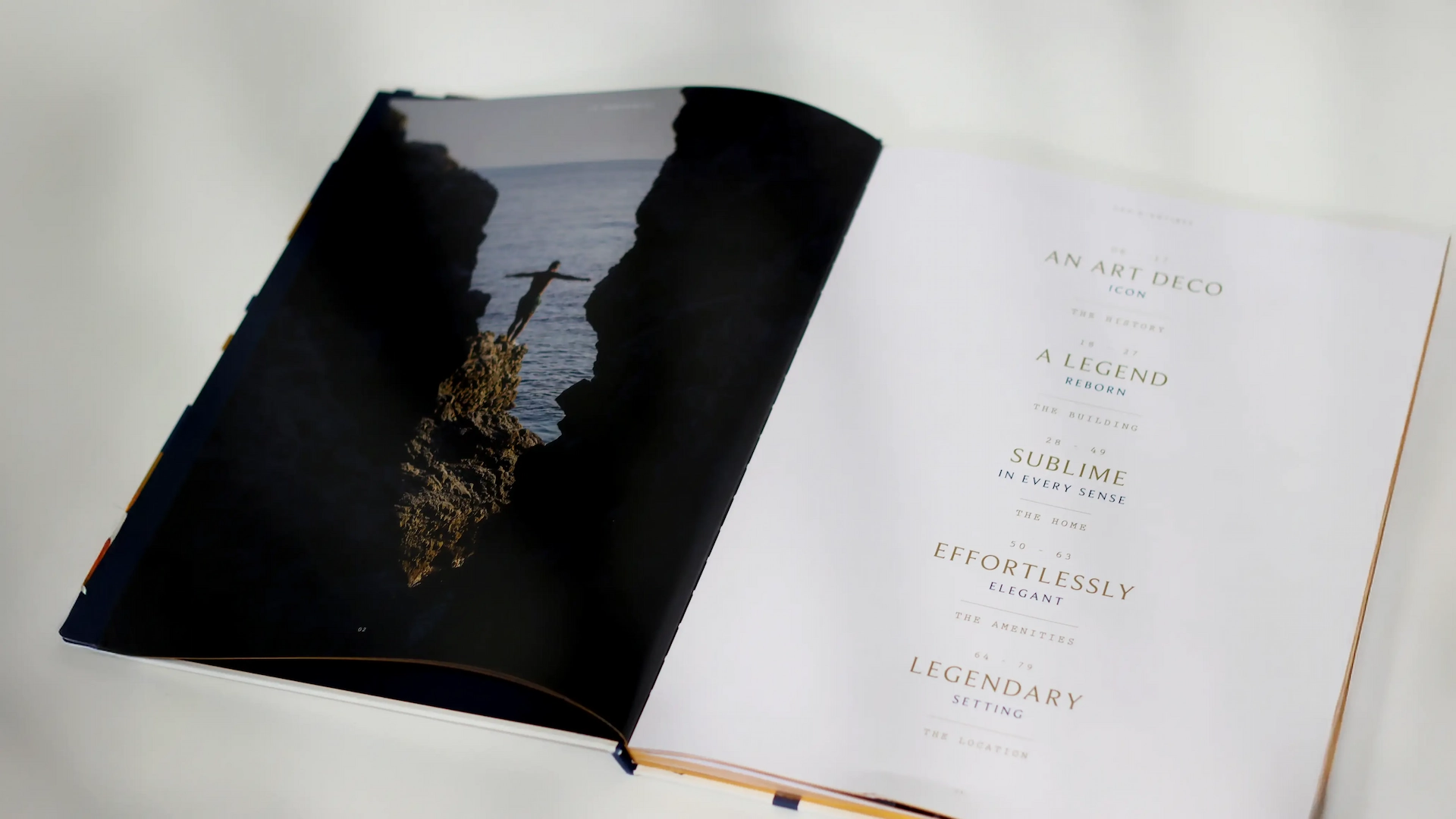 Le Provencal | brochure spread 1 | Linassi+co